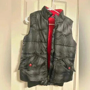 NWOT- Cruel girl size small puffer jacket red liner- gray/black shell